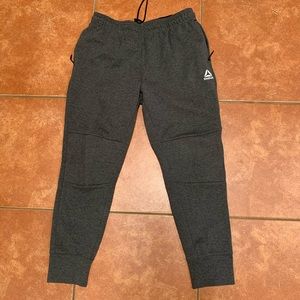 Gray sweatpants joggers